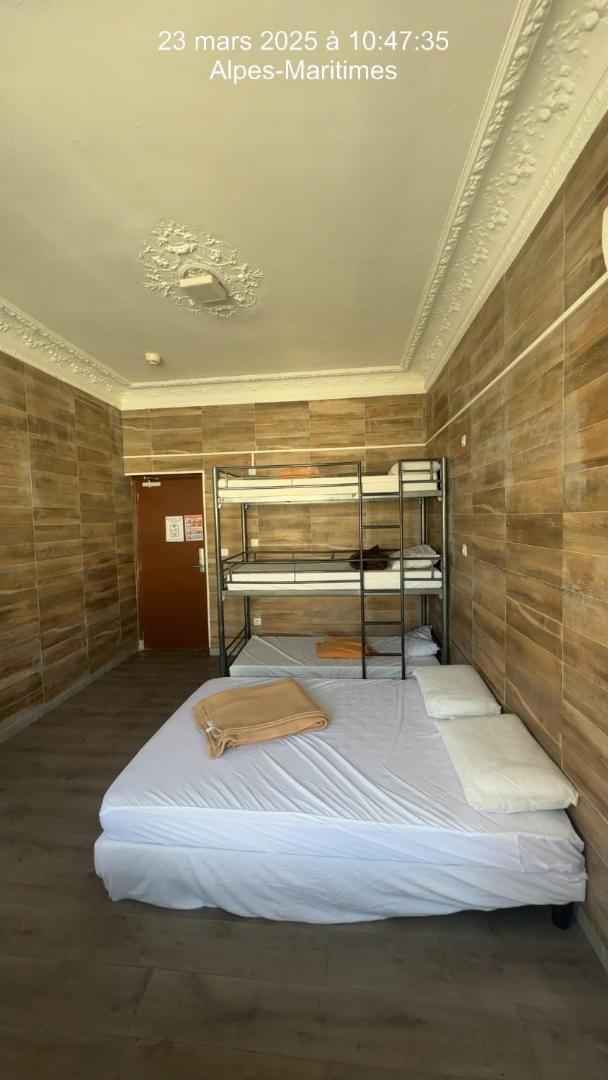 Simple Stay-centre Au Calme *